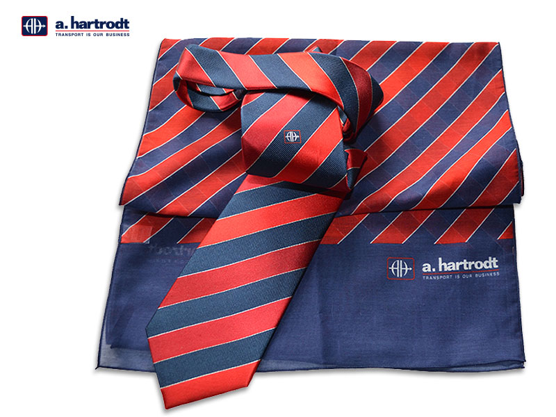 Referenzen individuell gestalteter Krawatten Werbekrawatte und Tuch mit Logo Hartrodt